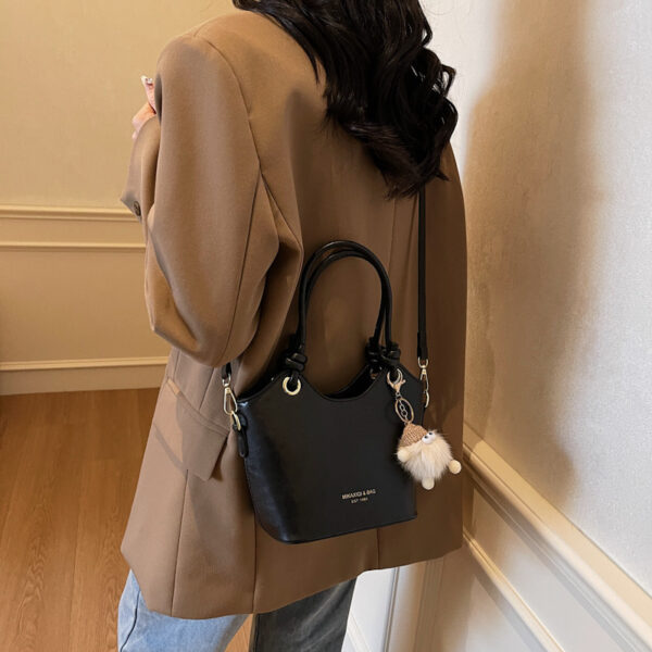 Sweet Style Zipper PU Square Women's Shoulder Crossbody Bag Solid Color Popular Commuting Fashion Small Square Bags - Image 4