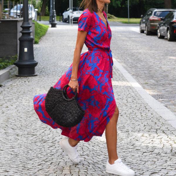 Women's Fashionable Printed Beach Dress - Image 6