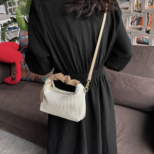 Women Fashion Crossbody Bag PU Leather Pleated Cloud Small Tote Bags Casual Simple Elegant Temperament Messenger Bags - Image 10